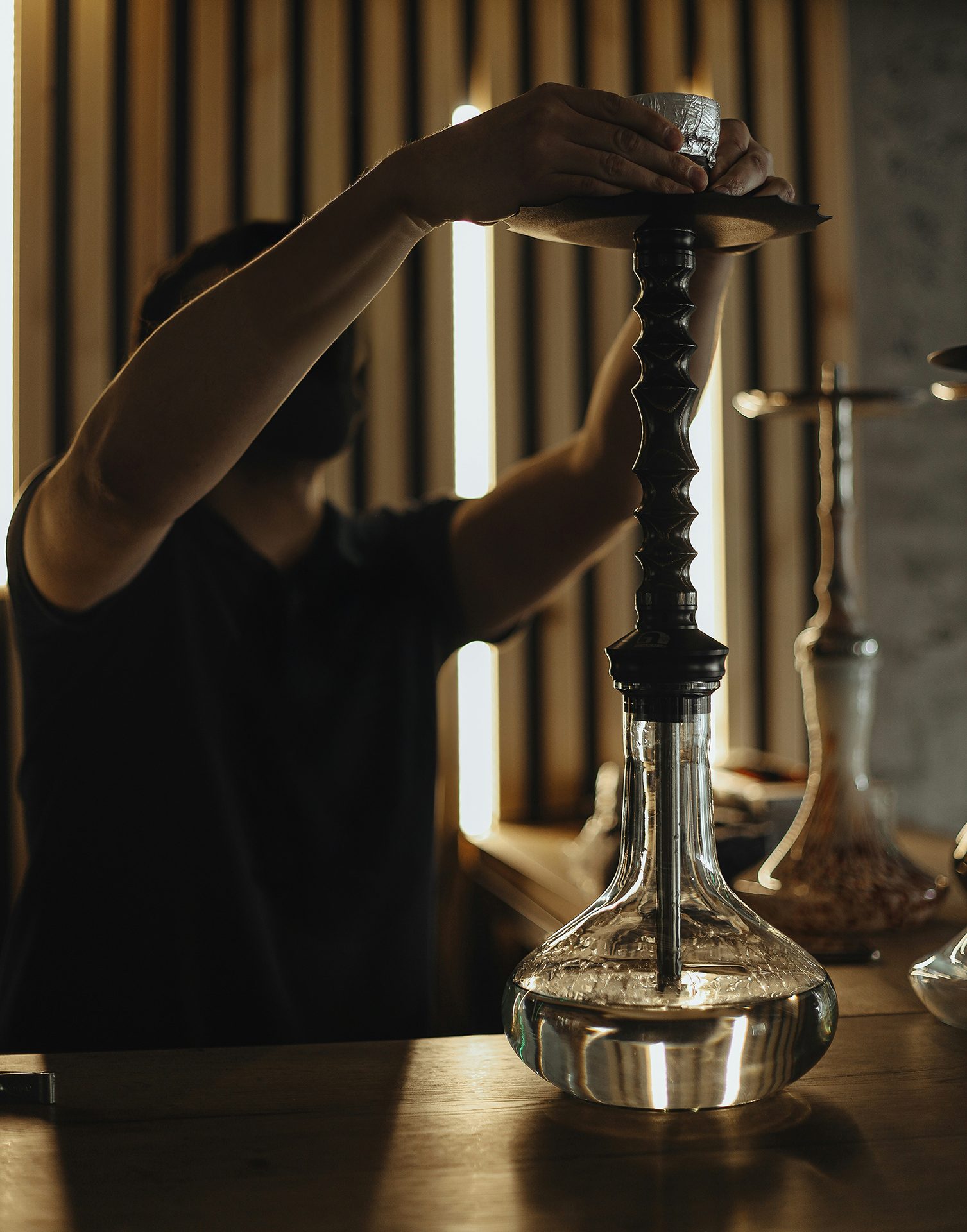 Shisha wird vorbereitet